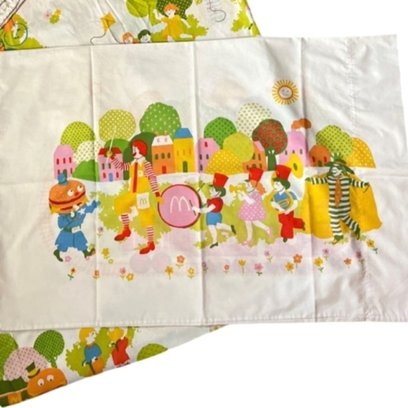 Vintage McDonalds Pillowcase 1976 - Picture 7 of 8